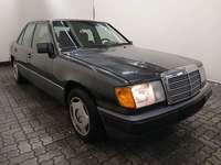 Pogled desno spredaj