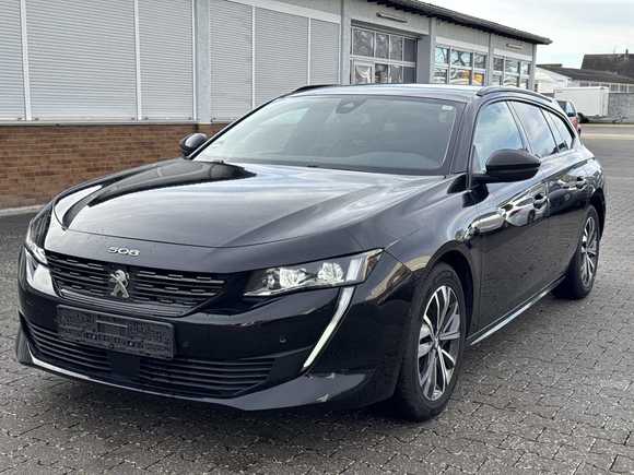 Náhled zpředu zleva