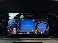 Pohled na přístrojovou desku