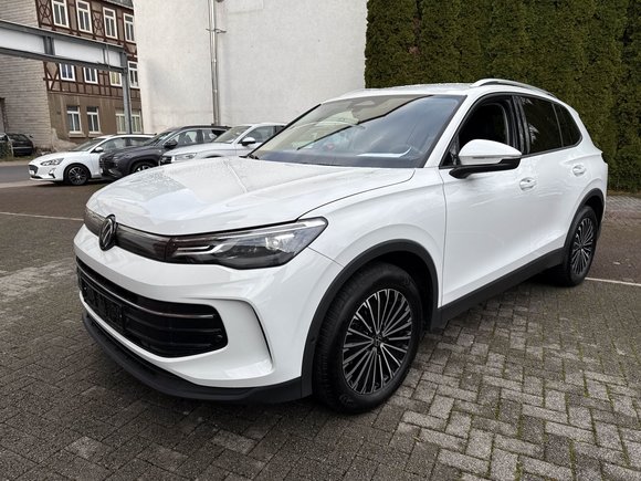 Náhled zpředu zleva