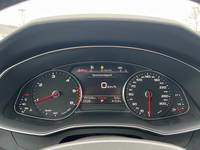 Pohled na přístrojovou desku