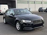 Náhled zpředu zprava