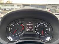 Pohled na přístrojovou desku