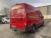 Pogled od pozadi desno