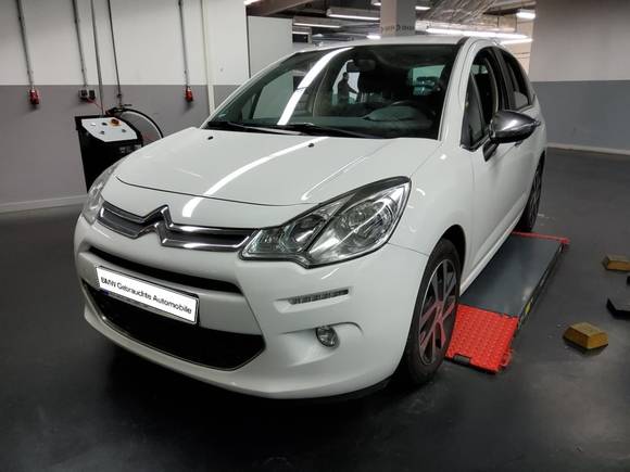 Náhľad spredu zľava