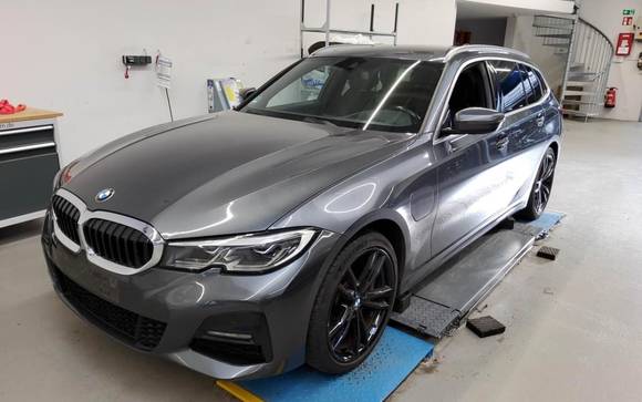 Náhľad spredu zľava