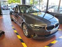 Náhled zpředu zprava