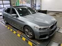 Náhled zpředu zprava