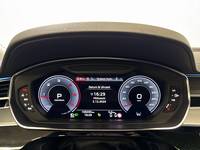 Pohled na přístrojovou desku