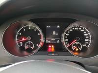 Pohled na přístrojovou desku