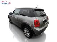 Изглед отзад отляво