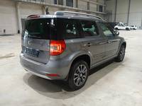 Widok z tyłu po stronie prawej