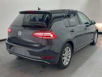 Pogled od pozadi desno