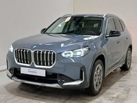 Skats no kreisās puses priekšā