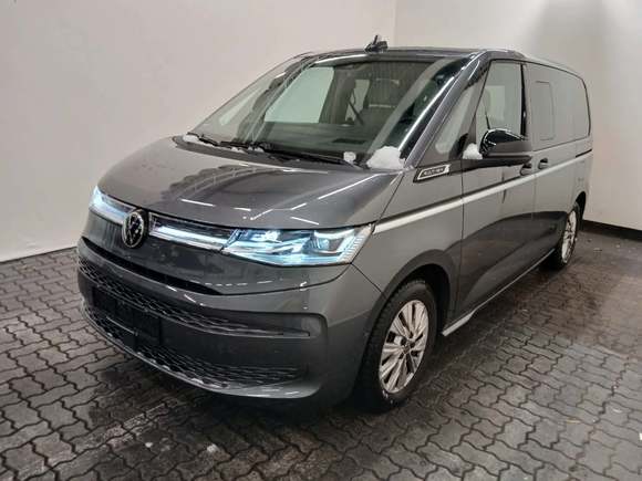 Pogled od napred levo