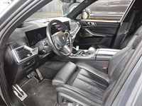 Вид на салон