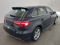 Aanzicht achter rechts