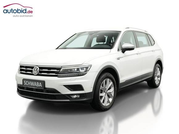 Skats no kreisās puses priekšā