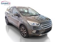 Skats no labās puses priekšā