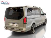 Aanzicht achter rechts