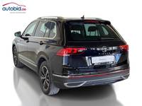 Изглед отзад отляво