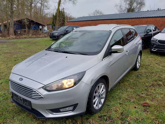 Vista delantera izquierda