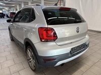 Widok z tyłu po stronie lewej