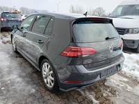 Pogled od pozadi levo