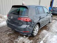 Pogled od pozadi desno