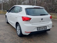 Widok z tyłu po stronie lewej