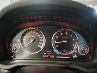 Pohled na přístrojovou desku