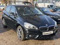 Náhled zpředu zprava