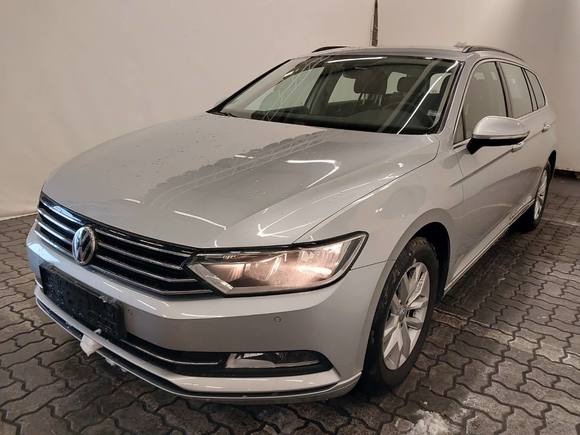 Pogled od napred levo