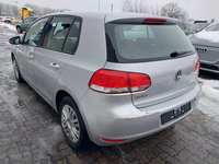 Pogled od pozadi levo