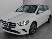 Pogled od napred levo