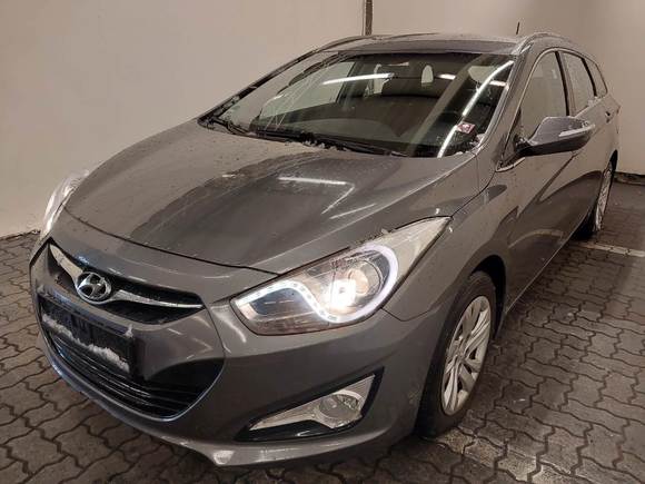 Pogled od napred levo