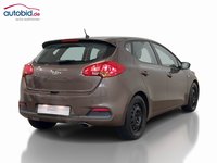 Вид сзади справа