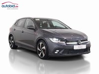 Вид спереди справа