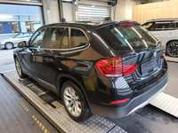 Pogled od pozadi levo