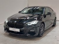 Skats no kreisās puses priekšā