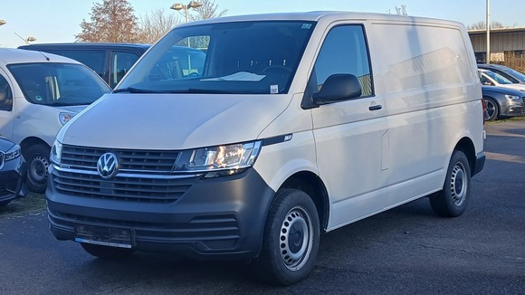 Вид спереди слева