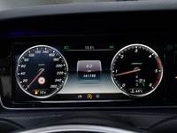 Pohled na přístrojovou desku