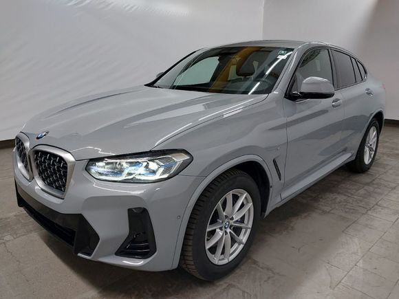 Skats no kreisās puses priekšā