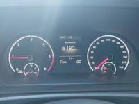 Вид на приборную панель