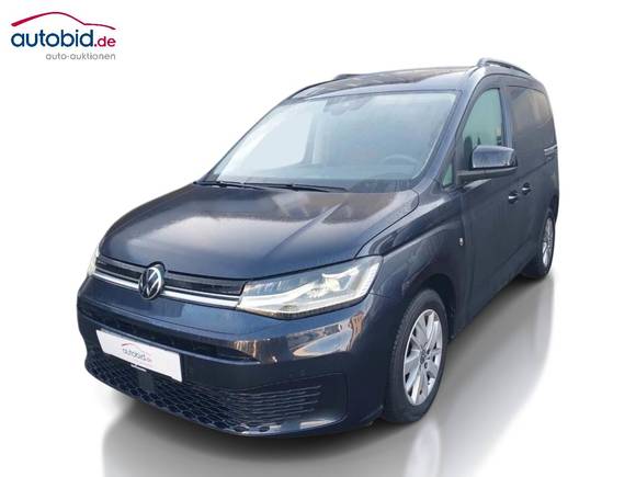 Вид спереди слева