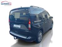 Вид сзади справа