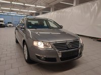 Вид спереди справа