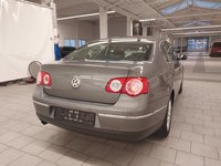 Вид сзади справа