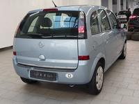 Widok z tyłu po stronie prawej