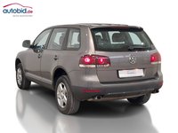 Вид сзади слева